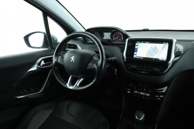 Peugeot 2008 image 1