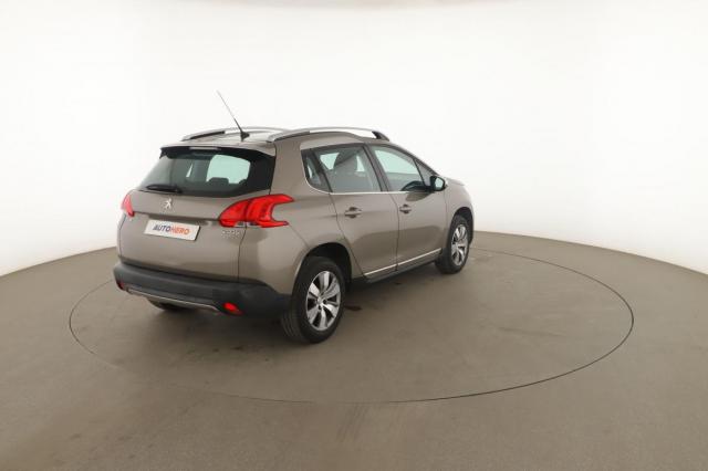 Peugeot 2008 image 1