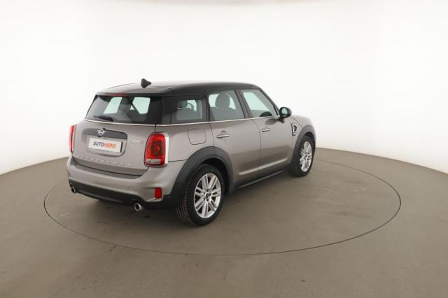Mini Countryman image 2