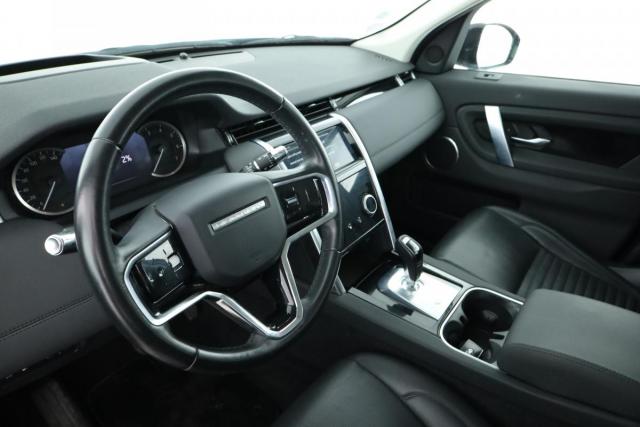 Land Rover Discovery Sport image 7