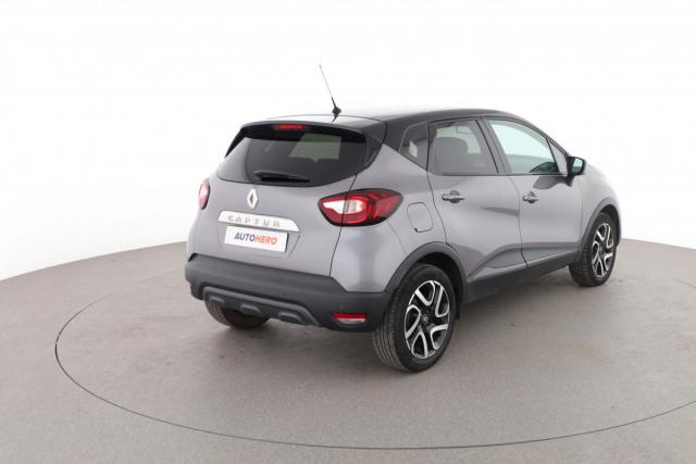Renault Captur image 2