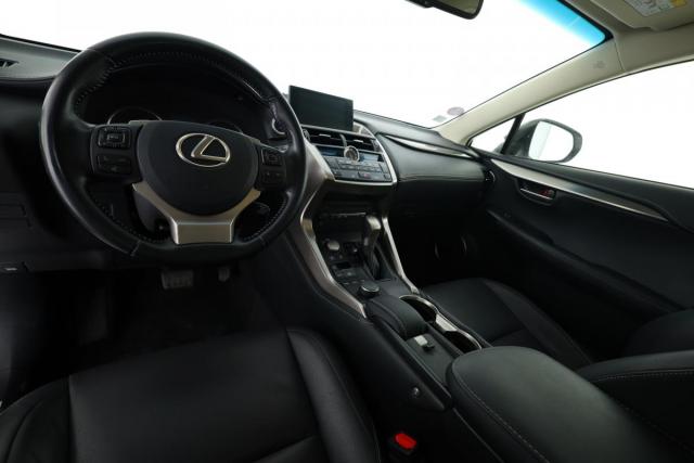 Lexus Nx image 6