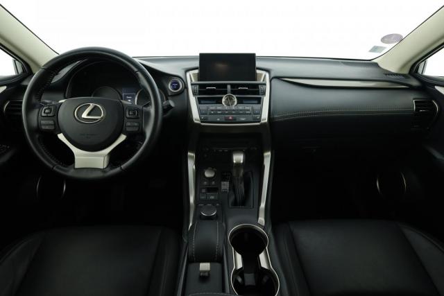 Lexus Nx image 3