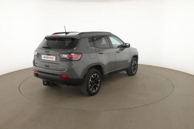 Jeep Compass image 4
