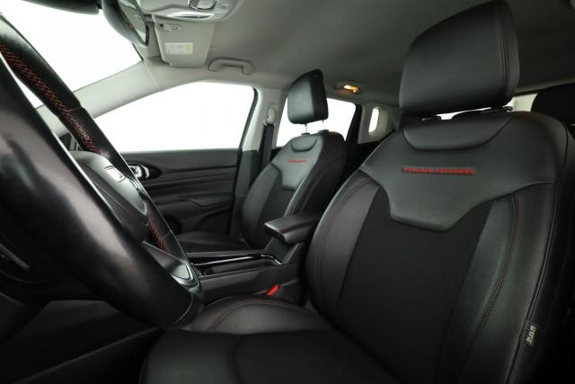 Jeep Compass image 2