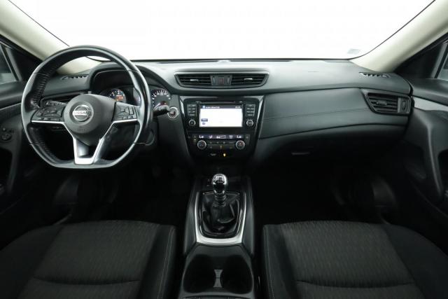 Nissan X-Trail image 3