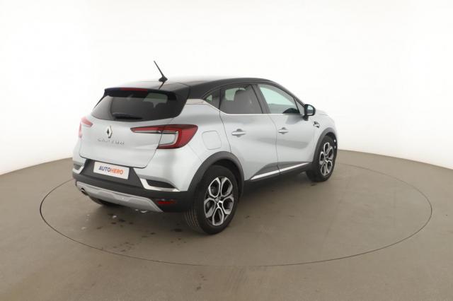 Renault Captur image 2