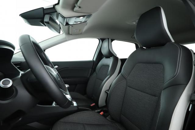 Renault Captur image 8