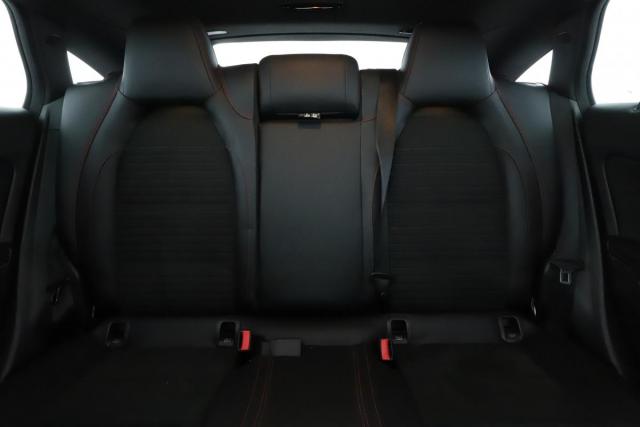 Mercedes Benz Cla Shooting Brake image 6