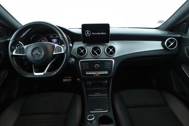 Mercedes Benz Cla Shooting Brake image 5