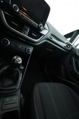 Ford Fiesta image 3