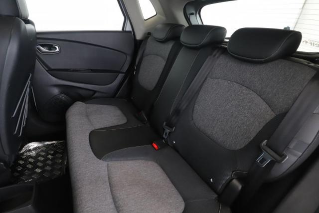 Renault Captur image 2