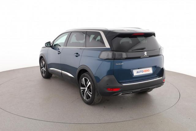 Peugeot 5008 image 1