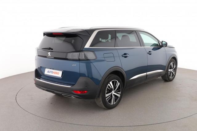 Peugeot 5008 image 2