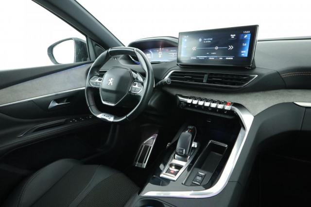 Peugeot 5008 image 3