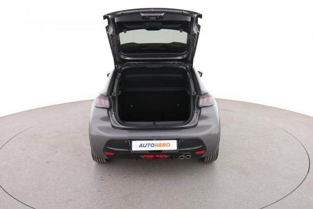 Peugeot 208 image 6