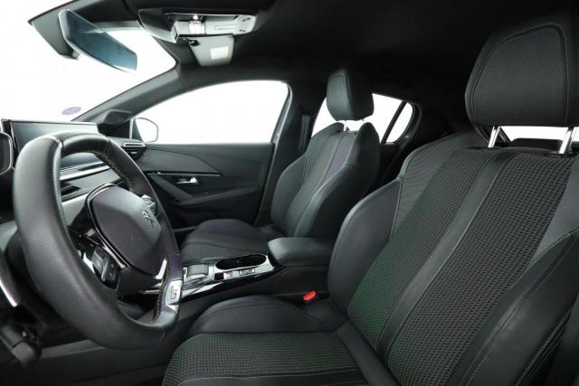 Peugeot 208 image 9
