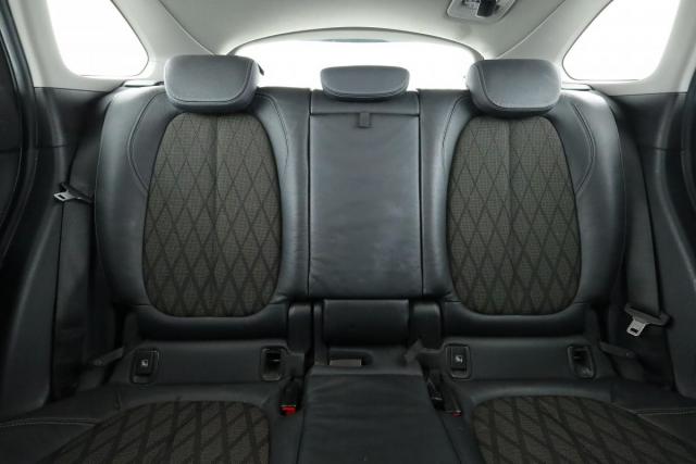 Bmw X1 image 9