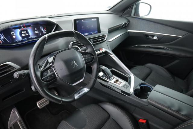 Peugeot 3008 image 1
