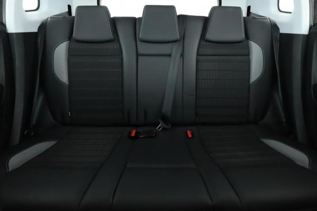 Peugeot 2008 image 9