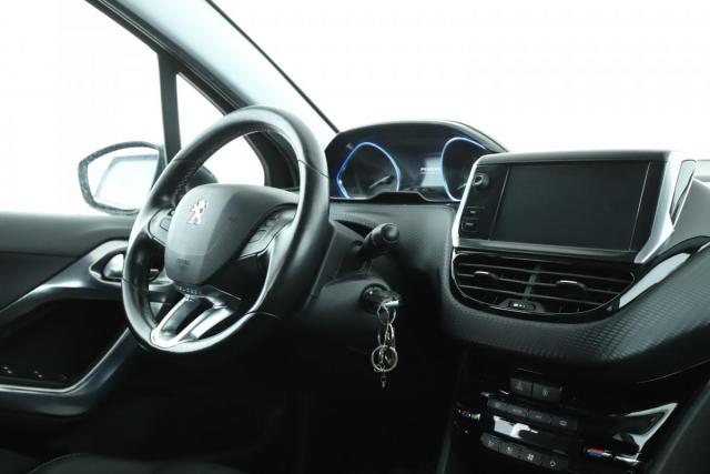 Peugeot 2008 image 5