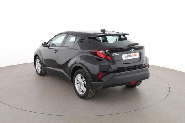 Toyota C-Hr image 2