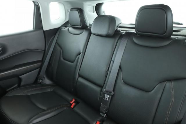 Jeep Compass image 5