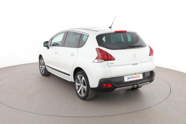 Peugeot 3008 image 2