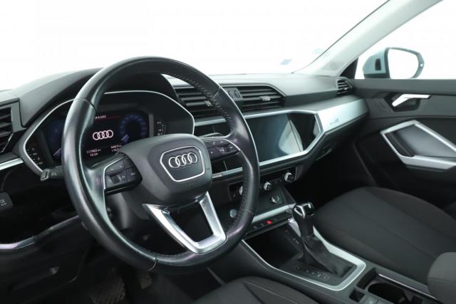 Audi Q3 image 1