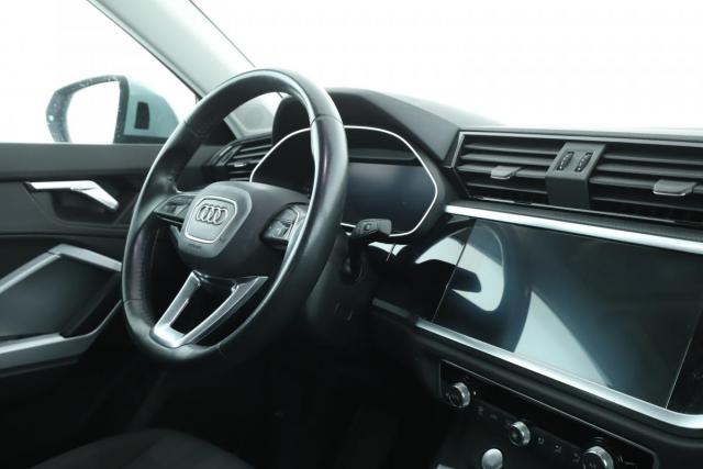 Audi Q3 image 6