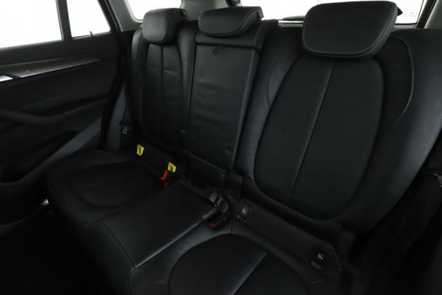 Bmw X1 image 8