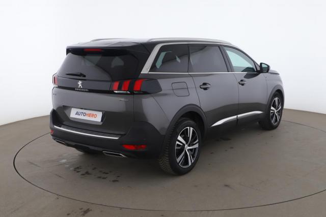 Peugeot 5008 image 8