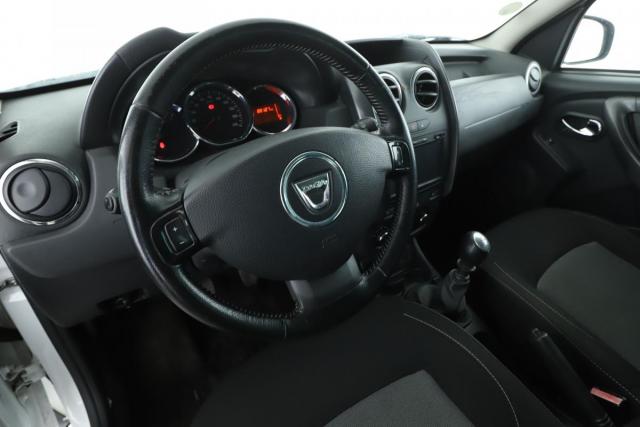 Dacia Duster image 6
