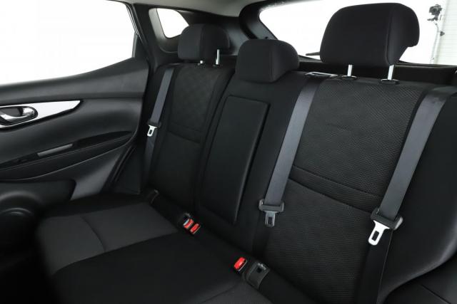 Nissan Qashqai image 2