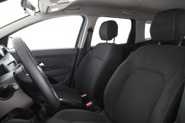 Dacia Duster image 9