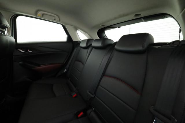 Mazda Cx-3 image 6