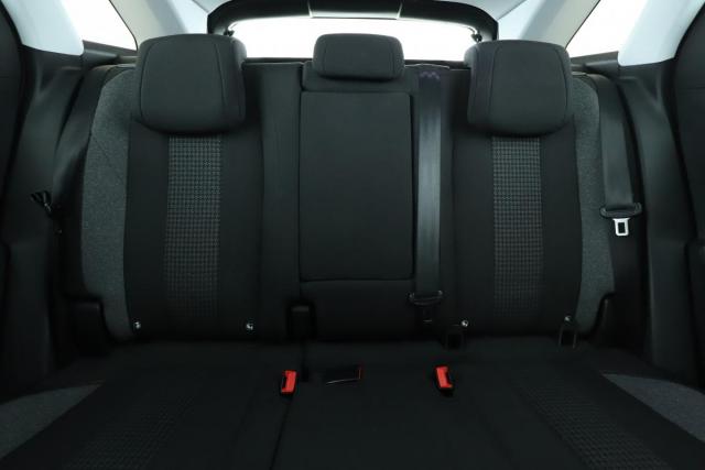 Peugeot 3008 image 1