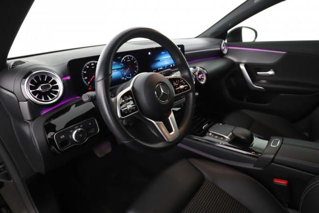 Mercedes Benz Cla image 3