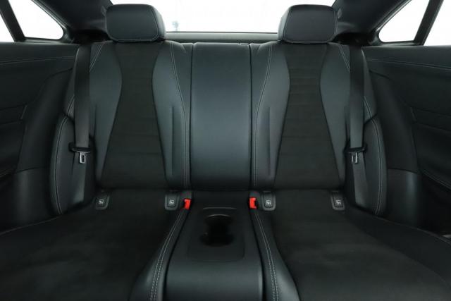 Mercedes Benz Classe E Coupe image 6
