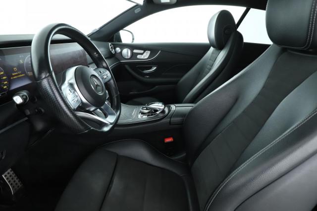 Mercedes Benz Classe E Coupe image 3