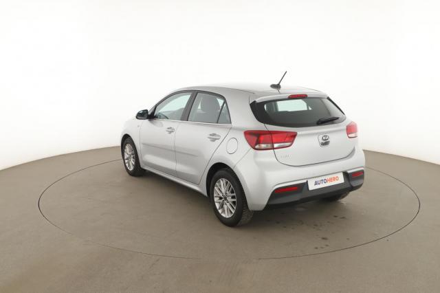 Kia Rio image 9