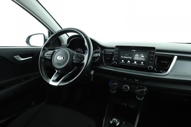 Kia Rio image 6