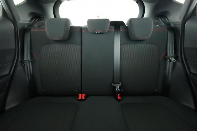 Ford Fiesta image 9