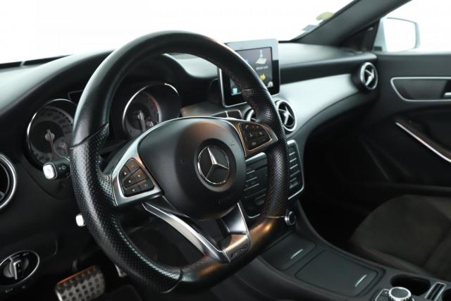 Mercedes Benz Cla Shooting Brake image 5
