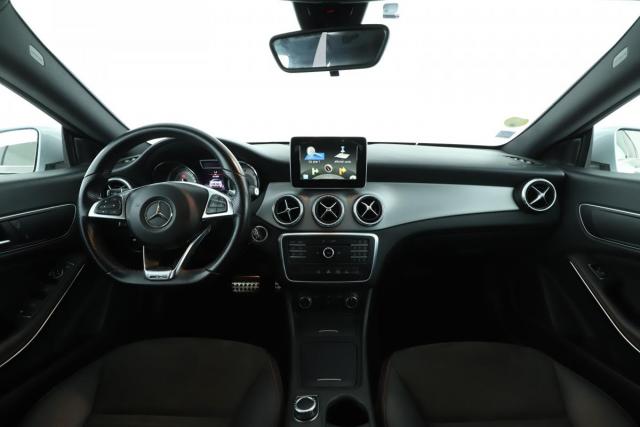 Mercedes Benz Cla Shooting Brake image 4