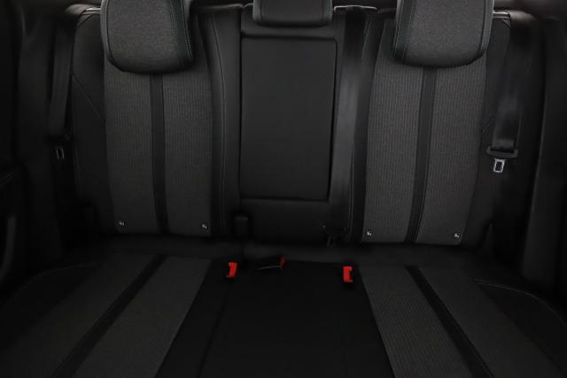 Peugeot 3008 image 3