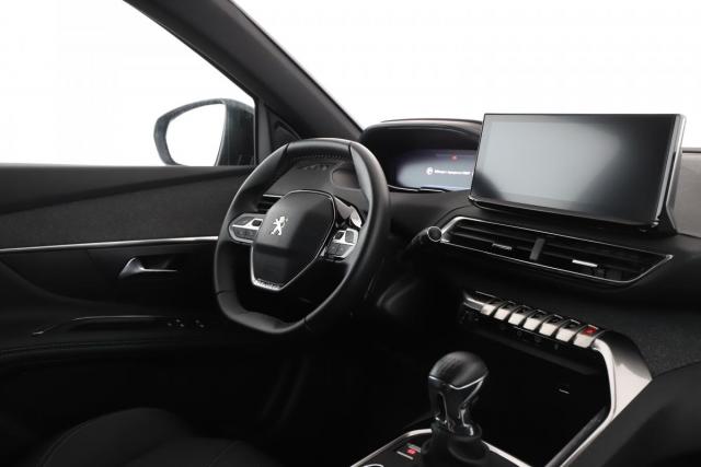 Peugeot 3008 image 2
