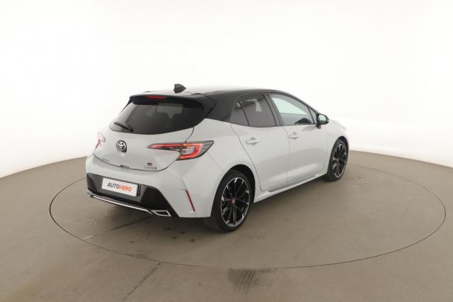 Toyota Corolla image 8