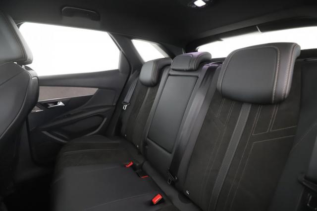 Peugeot 3008 image 3