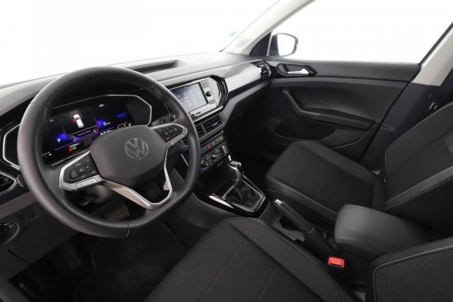 Volkswagen T-Cross image 2